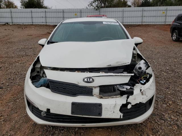 KNADM4A3XG6693573 - 2016 KIA RIO LX WHITE photo 5