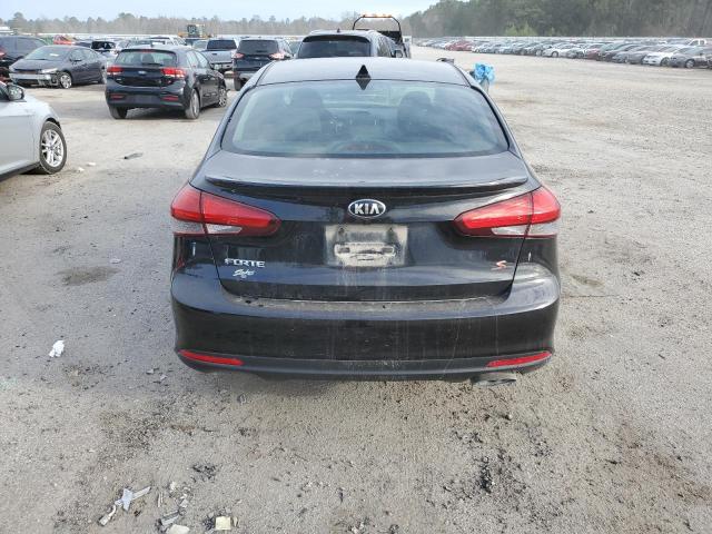 3KPFL4A73JE198277 - 2018 KIA FORTE LX BLACK photo 6