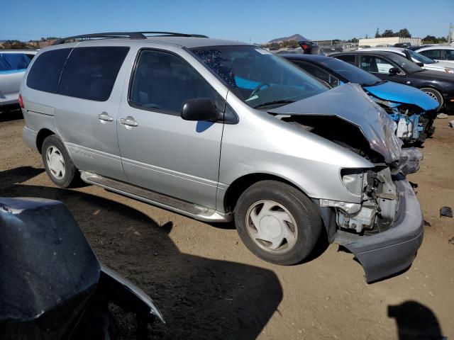 4T3ZF13C62U503080 - 2002 TOYOTA SIENNA LE SILVER photo 4