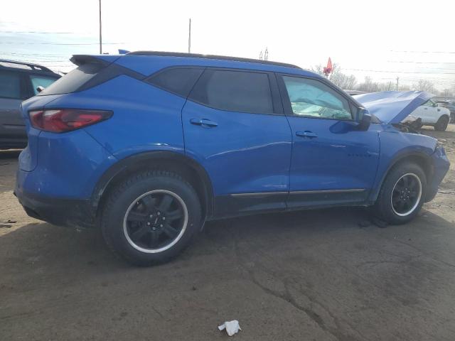 3GNKBJRS4KS579929 - 2019 CHEVROLET BLAZER RS BLUE photo 3