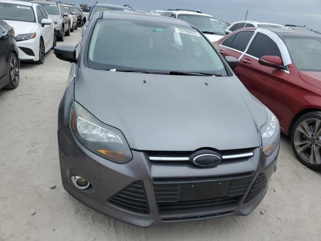 1FADP3J2XEL112508 - 2014 FORD FOCUS TITANIUM GRAY photo 5