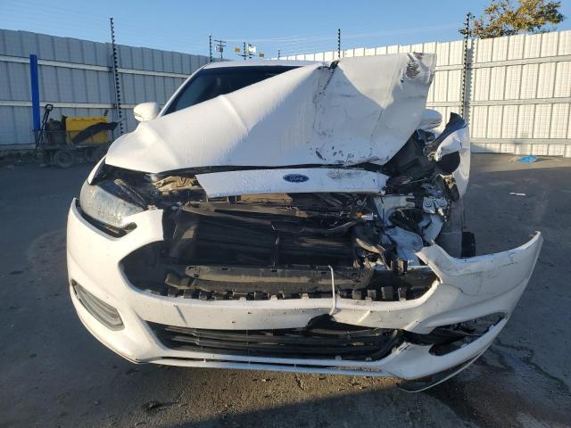 3FA6P0H74DR283182 - 2013 FORD FUSION SE WHITE photo 5