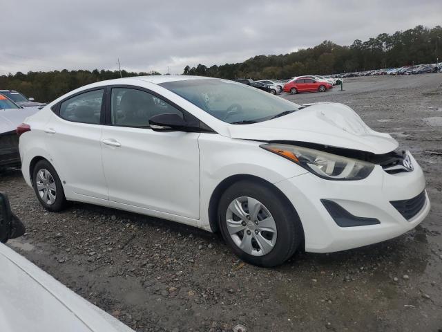 5NPDH4AE2GH723891 - 2016 HYUNDAI ELANTRA SE WHITE photo 4