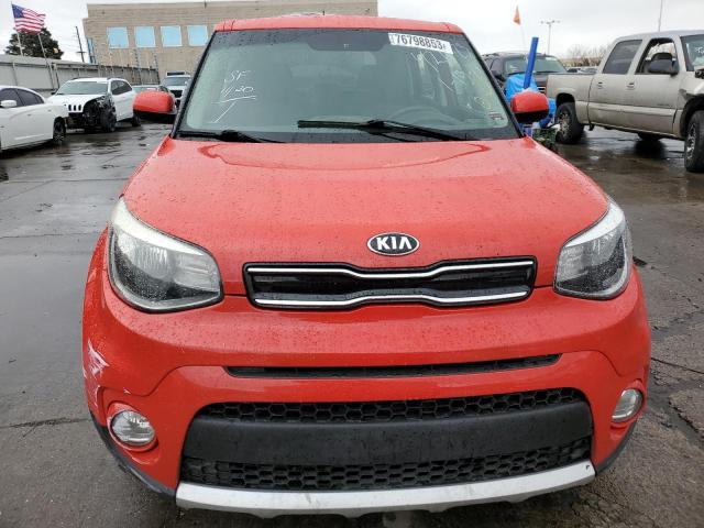 KNDJP3A58J7588413 - 2018 KIA SOUL + RED photo 5