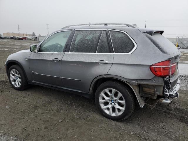 5UXZW0C50D0B95828 - 2013 BMW X5 XDRIVE35D GRAY photo 2