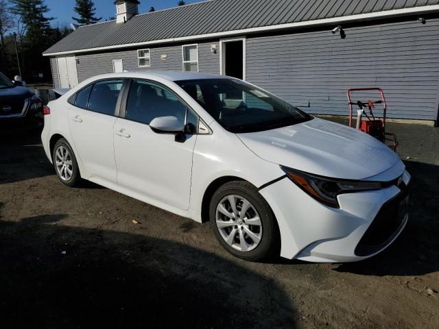 5YFEPMAEXMP247413 - 2021 TOYOTA COROLLA LE WHITE photo 4