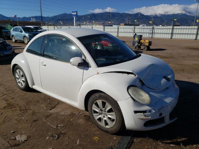 3VWPW3AG7AM012961 - 2010 VOLKSWAGEN NEW BEETLE WHITE photo 4