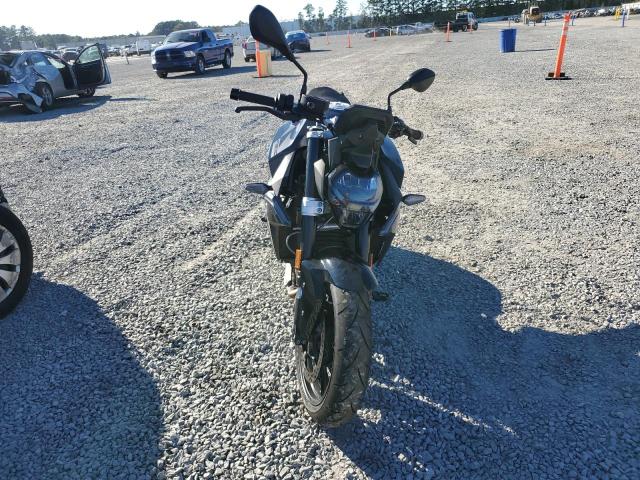 WB10K1303R6J65723 - 2024 BMW F 900 R GRAY photo 2