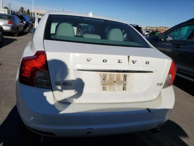 YV1672MS3B2550663 - 2011 VOLVO S40 T5 WHITE photo 6