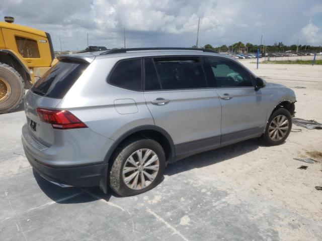 3VV1B7AX8LM109327 - 2020 VOLKSWAGEN TIGUAN S SILVER photo 3