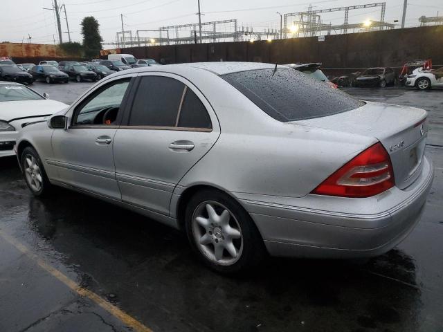 WDBRF61J02E008054 - 2002 MERCEDES-BENZ C 240 SILVER photo 2