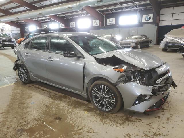 3KPF54ADXPE581352 - 2023 KIA FORTE GT LINE GRAY photo 4