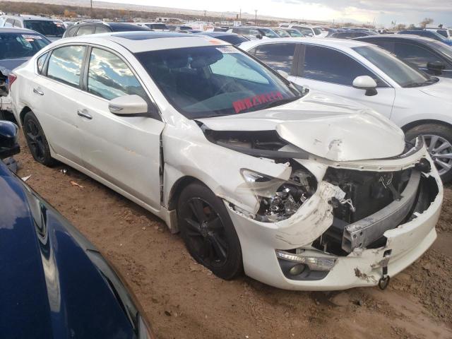 1N4AL3AP2DN513158 - 2013 NISSAN ALTIMA 2.5 WHITE photo 4