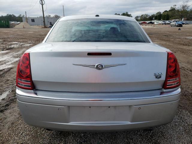 2C3CA6CT3AH115762 - 2010 CHRYSLER 300C SILVER photo 6