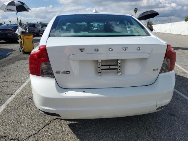 YV1390MS6A2493438 - 2010 VOLVO S40 2.4I WHITE photo 6