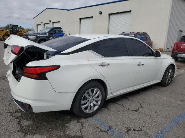 1N4BL4BV4KN303939 - 2019 NISSAN ALTIMA S WHITE photo 3