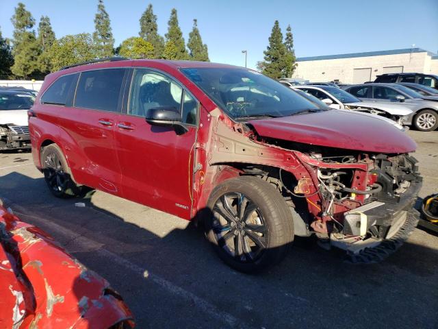 5TDDRKEC3MS007288 - 2021 TOYOTA SIENNA XSE BURGUNDY photo 4