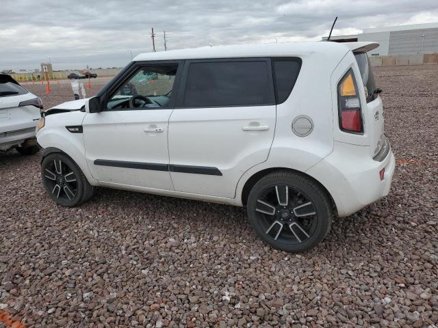 KNDJT2A2XB7265459 - 2011 KIA SOUL + WHITE photo 2