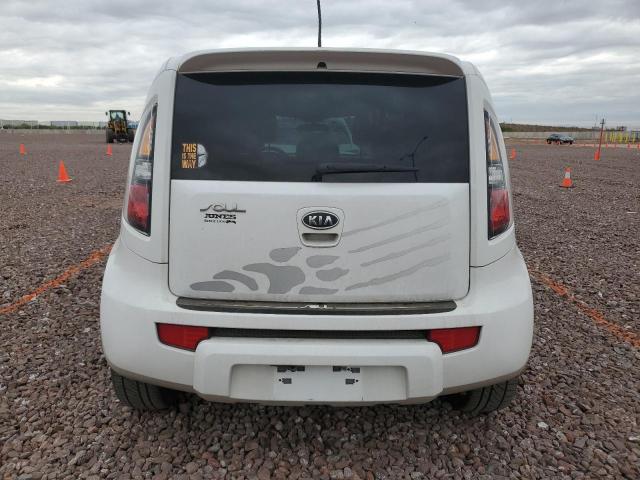 KNDJT2A2XB7265459 - 2011 KIA SOUL + WHITE photo 6