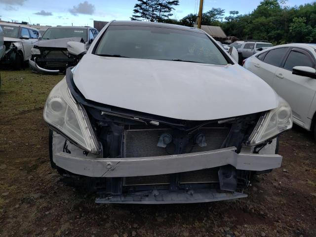 KMHFH4JG6CA127397 - 2012 HYUNDAI AZERA GLS WHITE photo 5