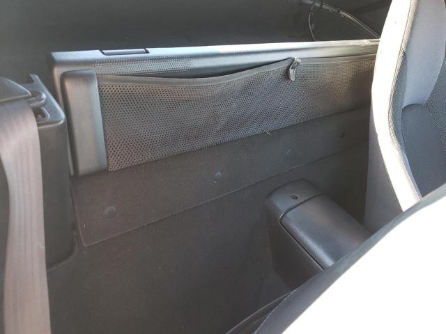 JM1NB353910217097 - 2001 MAZDA MX-5 MIATA BASE WHITE photo 10