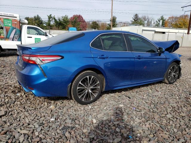 4T1B11HK5JU028836 - 2018 TOYOTA CAMRY L BLUE photo 3