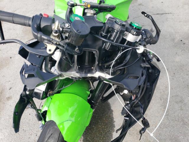 JKAZXCR10JA007021 - 2018 KAWASAKI ZX1000 R GREEN photo 8