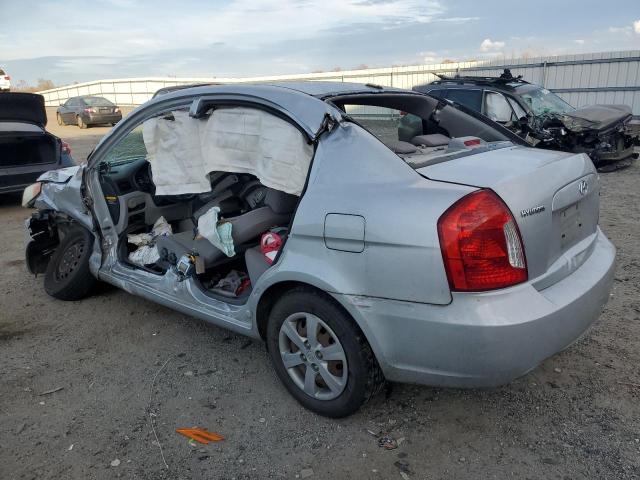 KMHCN46C38U235385 - 2008 HYUNDAI ACCENT GLS SILVER photo 2