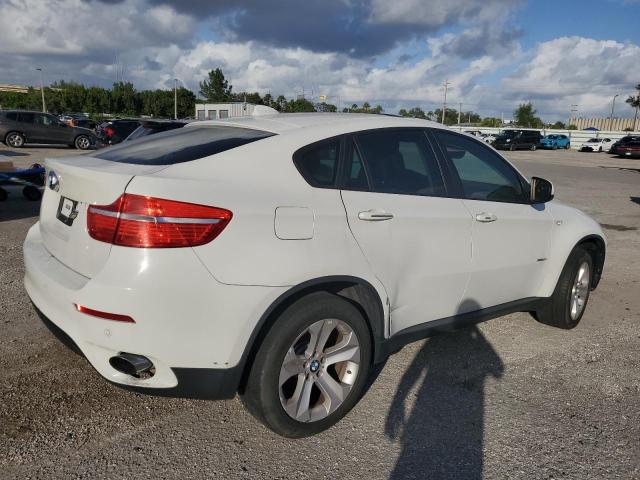 5UXFG2C5XCL778283 - 2012 BMW X6 XDRIVE35I WHITE photo 3