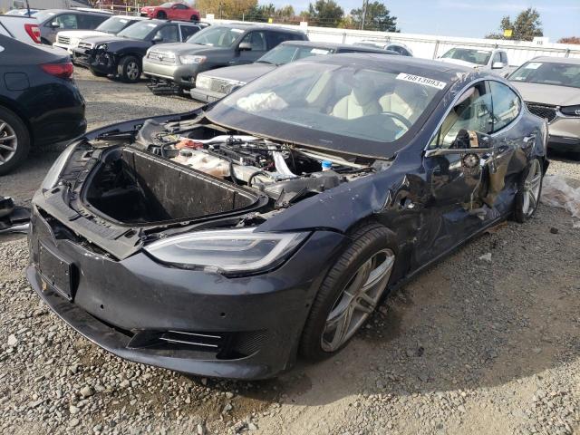 5YJSA1E22JF285311 - 2018 TESLA MODEL S ნაცრისფერი ფოტო 1