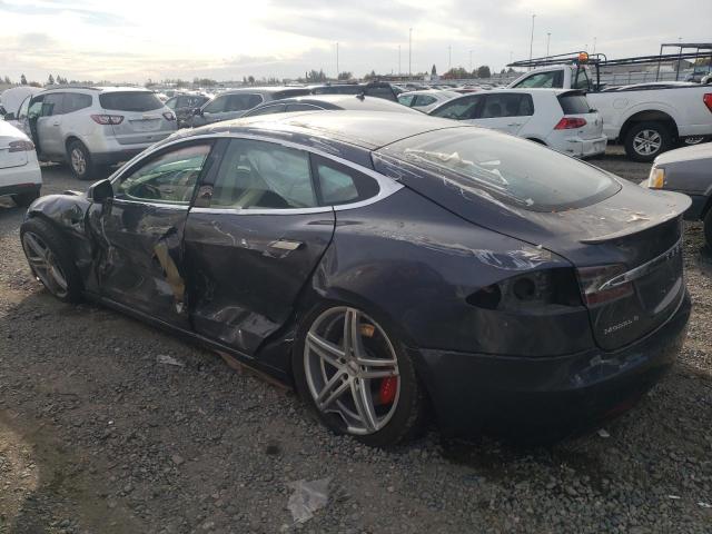 5YJSA1E22JF285311 - 2018 TESLA MODEL S ნაცრისფერი ფოტო 2