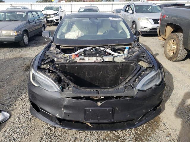 5YJSA1E22JF285311 - 2018 TESLA MODEL S ნაცრისფერი ფოტო 5