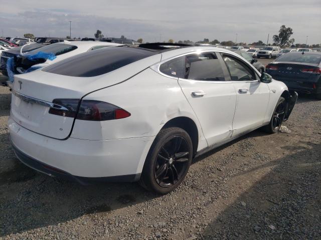 5YJSA1CG0DFP19650 - 2013 TESLA MODEL S WHITE photo 3