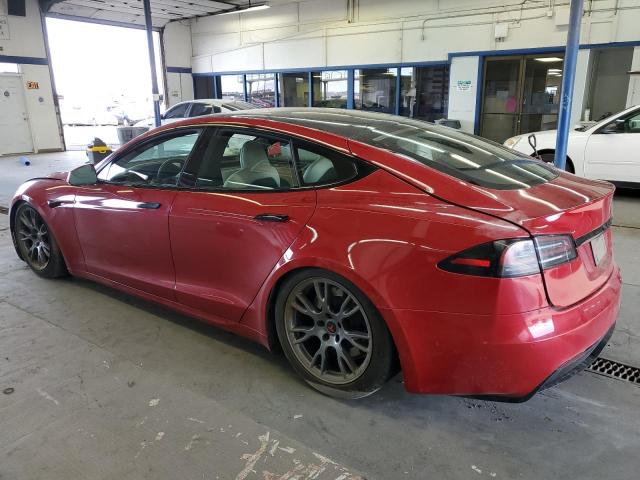 5YJSA1E5XNF492299 - 2022 TESLA MODEL S RED photo 2