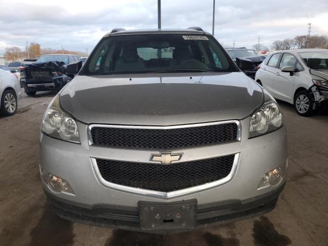 1GNKREED1BJ346151 - 2011 CHEVROLET TRAVERSE LS SILVER photo 5