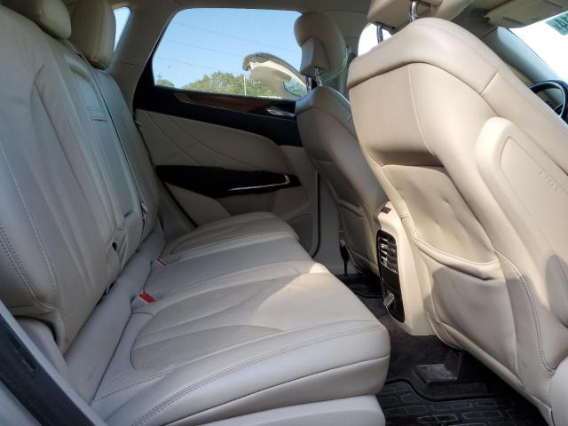 5LMCJ2D92HUL71804 - 2017 LINCOLN MKC SELECT Սպիտակ լուսանկար 11