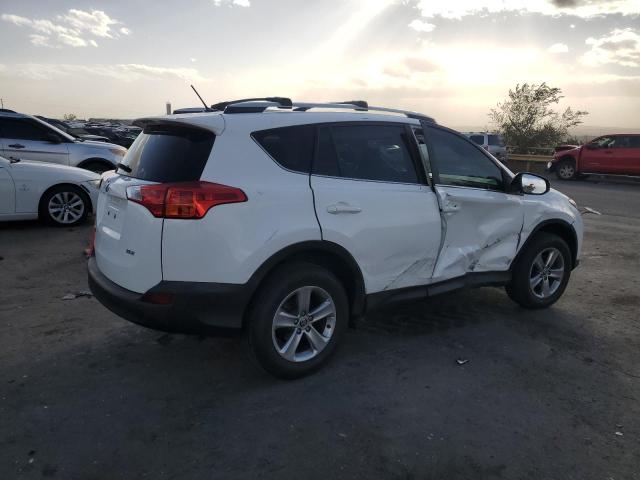 2T3WFREV6FW201990 - 2015 TOYOTA RAV4 XLE WHITE photo 3