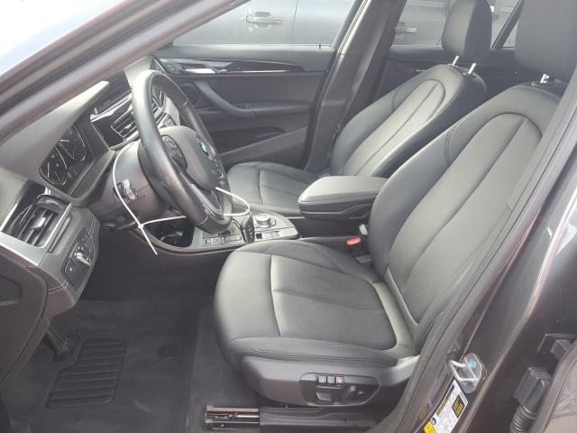 WBXJG9C02L5P29692 - 2020 BMW X1 XDRIVE28I GRAY photo 7