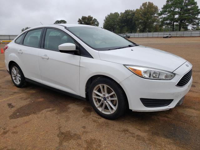 1FADP3F23JL204675 - 2018 FORD FOCUS SE WHITE photo 4