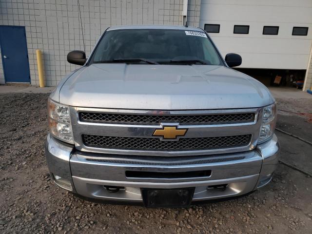 1GCPKSE79CF175410 - 2012 CHEVROLET SILVERADO K1500 LT SILVER photo 5