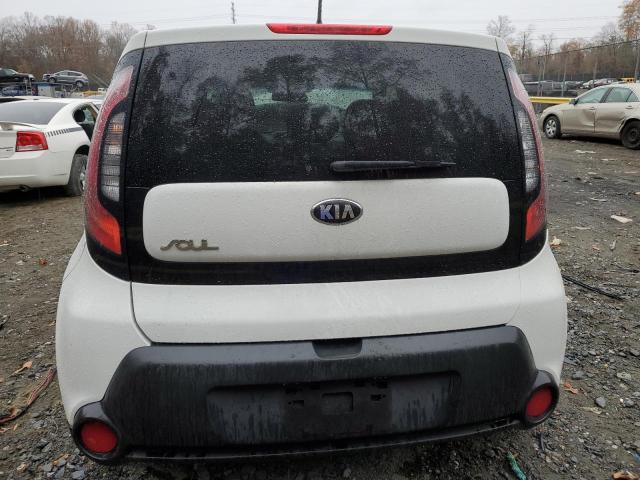 KNDJN2A27G7363690 - 2016 KIA SOUL WHITE photo 6