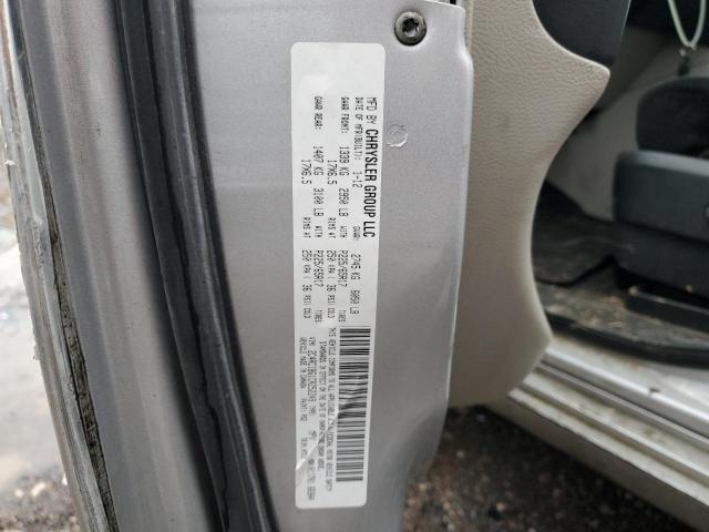 2C4RC1BG1CR252249 - 2012 CHRYSLER TOWN & COU TOURING ვერცხლისფერი ფოტო 12