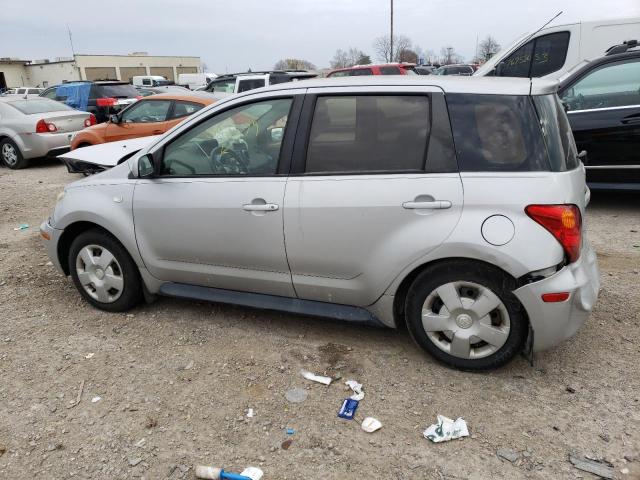 JTKKT624450093379 - 2005 TOYOTA SCION XA SILVER photo 2