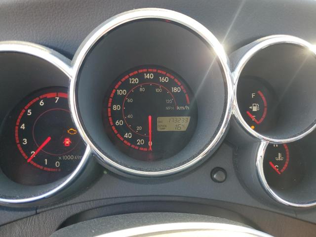 2T1KR32E94C804298 - 2004 TOYOTA COROLLA MA XR SILVER photo 9