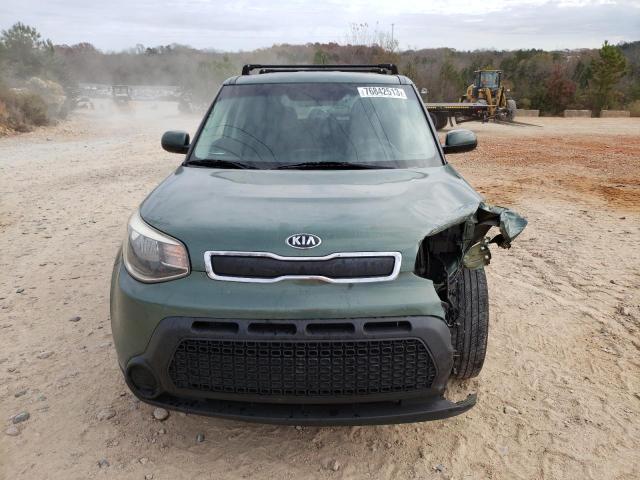 KNDJN2A22E7004521 - 2014 KIA SOUL GREEN photo 5