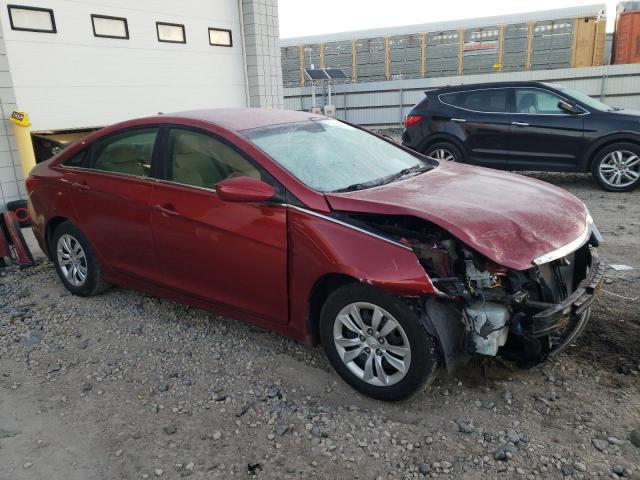 5NPEB4AC5DH561061 - 2013 HYUNDAI SONATA GLS RED photo 4