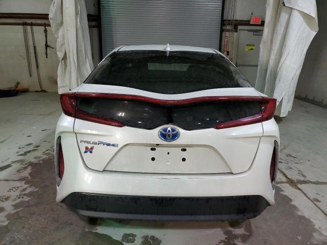 JTDKARFP6H3034243 - 2017 TOYOTA PRIUS PRIM 白色 照片 6