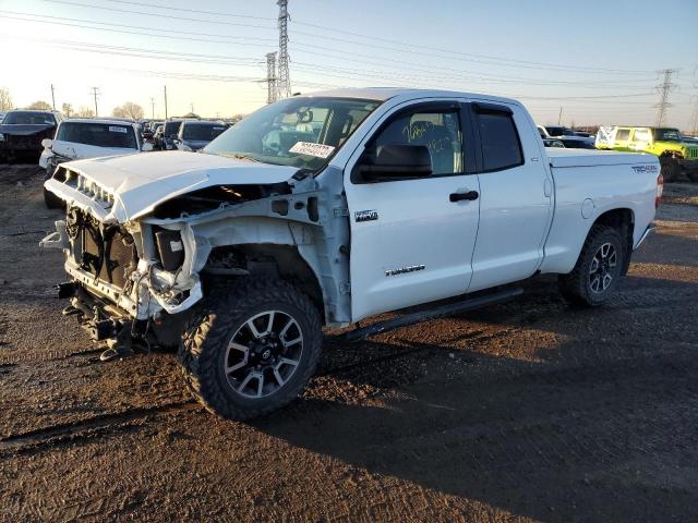 5TFUW5F19JX682723 - 2018 TOYOTA TUNDRA DOUBLE CAB SR/SR5 WHITE photo 1
