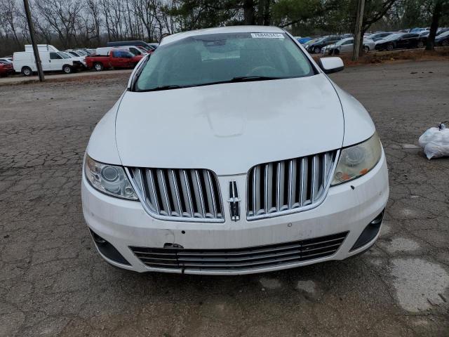 1LNHL9DRXAG611813 - 2010 LINCOLN MKS WHITE photo 5