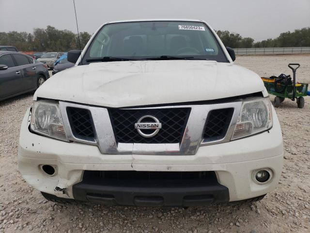 1N6AD0ER0KN749268 - 2019 NISSAN FRONTIER S WHITE photo 5